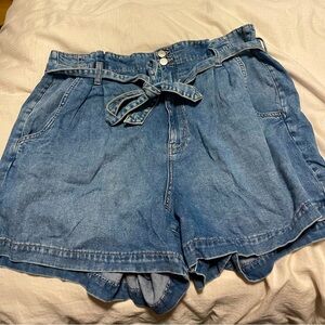 High waisted paper bag shorts